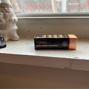 Yensa Super 8 Vibrant Silk Lipstick in Noble -“Jewel Toned Berry”